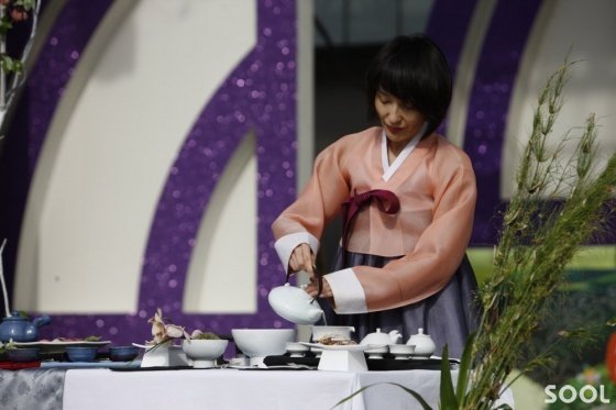 色·香·味가 어우러진 녹차의 향연