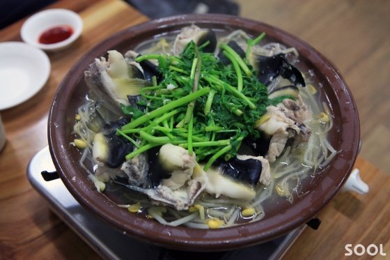 복 수육