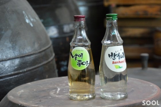 갓바위의 염원을 담기 위해 회사이름을 갓바의로 지었다