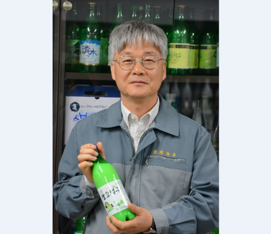 40살의 나이로 인천탁주 대표로 취임, IMF 외환위기 넘겨