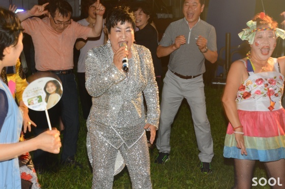 방쉬리와 함께 춤을