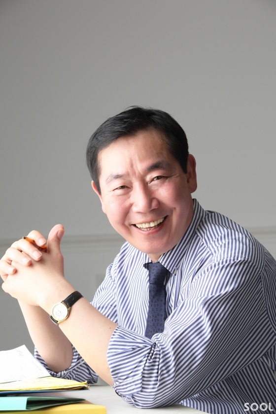 김홍우 회장
