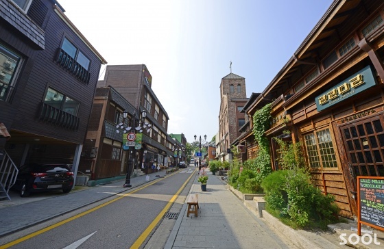 개항장거리_일본식 가옥이 남아있는 일본조계 구역
