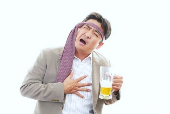 숙취 증상, 내 몸이 보내는 건강 이상신호?