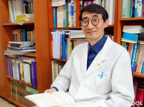 도움말-보건복지부 지정 알코올 질환 전문 다사랑중앙병원 정신건강의학과 김석산 의학박사