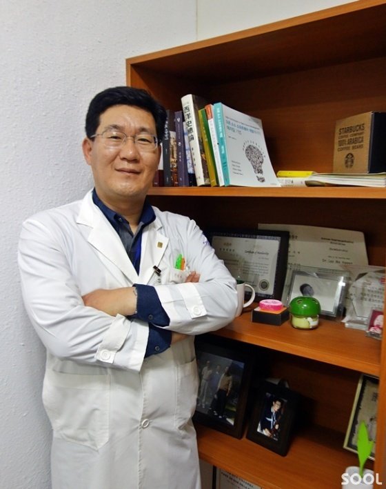 보건복지부 지정 알코올 질환 전문 다사랑중앙병원 정신건강의학과 이무형 원장