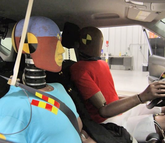 현기차, 복합충돌 에어백 시스템 세계최초 개발