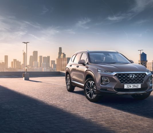 현대차, 싼타페 연간판매 10만대 돌파 기념 이벤트 진행