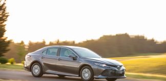 토요타, ‘캠리 하이브리드 LE’ 출시