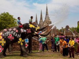 흥겨운 물의 축제, 태국 쏭끄란 페스티벌
