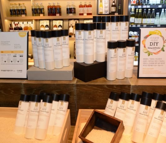 신세계百, 전통주 전문 매장 ‘우리술방’ 디톡막걸리 DIY출시