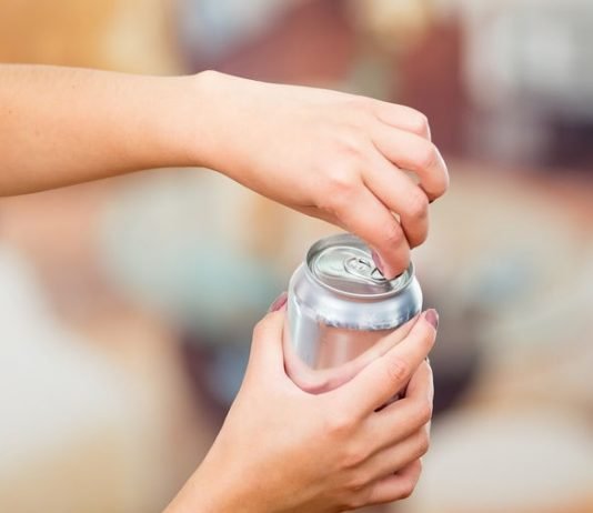 술인 듯 술 아닌 무알코올 맥주, 청소년 음주 부추긴다