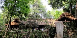 두보(杜甫)의 술 노래〈손님 오시다〉