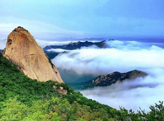 법화산 아래 구름이 전하는 말