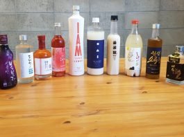 롯데마트에 전통주 매대 설치하고 우수하고 다양한 제품 입점