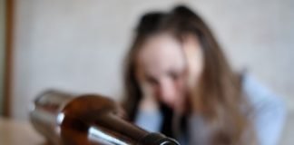 코로나발 취업난 심화에 청년 알코올 문제 비상!