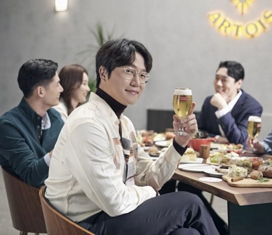스텔라 아르투아, 성시경과 함께 프라이빗 다이닝 프로젝트 벌여