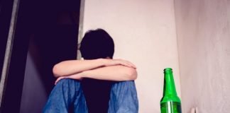 코로나19 사회적 거리두기, 위험 음주자에겐 더 위험