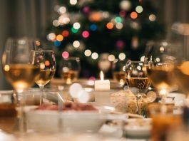 안전하게 집에서 와인 한 잔! 연말 홈파티가 위험한 이유