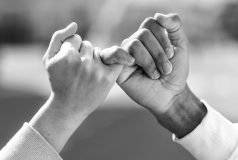 一口二言 二夫之子