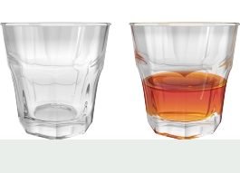 빈 잔과 반잔의 철학