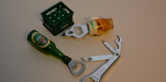 소주병 뚜껑 어금니로 따던 시절