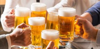 ‘위드 코로나’로 늘어날 술자리, 잦은 폭음에 주의해야