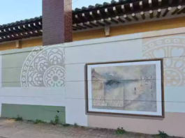 경주 황리단길의 한옥지구로 떠나는 벽화 여행