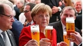 막힌 통로를 뚫는 데는 술이 묘약이다