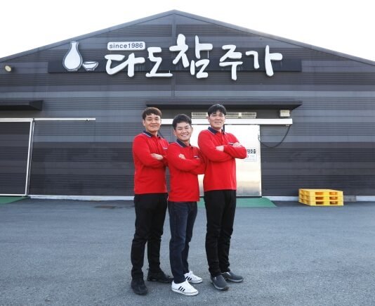 “임금에게 진상하는 마음으로 술을 빚고 있습니다”