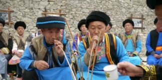 올핸 꼭 중국 술 한잔 먹세 그려