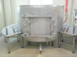 양조장에서 가장 힘든 고두밥 짓기…자동증자기로 한 번에 해결