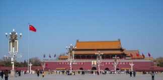 한국관광산업 중국에 있다