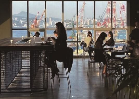 Play.Work.Live Busan Busan x 와일드웨이브 수제맥주 런칭
