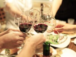 2030 여성 폭음, 한 번뿐인 인생인데?