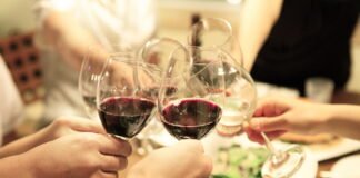 2030 여성 폭음, 한 번뿐인 인생인데?