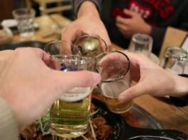 공천 받은 후보자들 모아 놓고 술을 먹여 보자