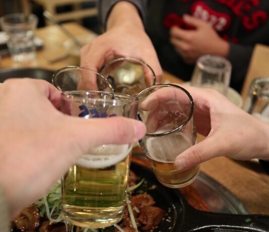 공천 받은 후보자들 모아 놓고 술을 먹여 보자