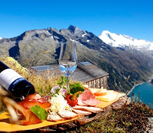 ‘여름과 자유(夏天和自由)’