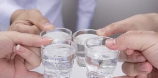 봄날 낮술의 유혹, ‘숙취’로 돌아온다!