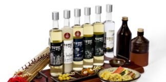 술독안의 쌀, 누룩, 물 모두를 조화롭게 빚은 전통주 ‘頭頭物物’