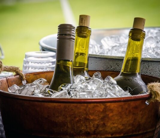 전통주 테이스팅 조건의 재정립: 온도와 잔의 중요성